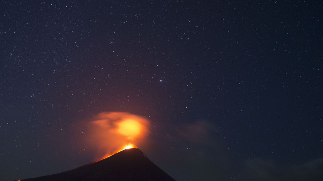 The Momotombo volcano erupts just before daybreak in Leon, Nicaragua, on December 4, 2015. The volcano had been quiet for many years.