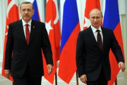 Turkey's Erdogan, left, and Russia's Putin attend a press conference in 2012.