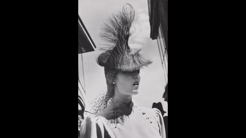 German photographer Regina Relang (1895-1989) snapped this shot at a Paris horse-racing track in 1936.