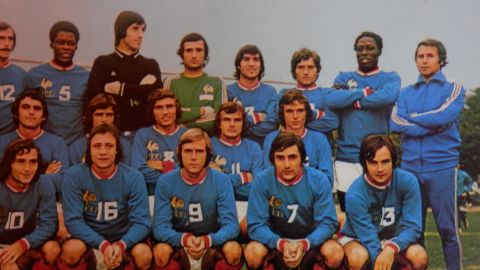 Adams (back row, second from right) played in a France side that was 