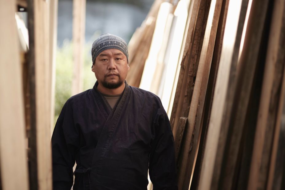 Shuji Nakagawa is a third-generation craftsman and carpenter for Nakagawa Mokkougei, a Kyoto "oke" maker founded by his grandfather, Kameichi Nakagawa.