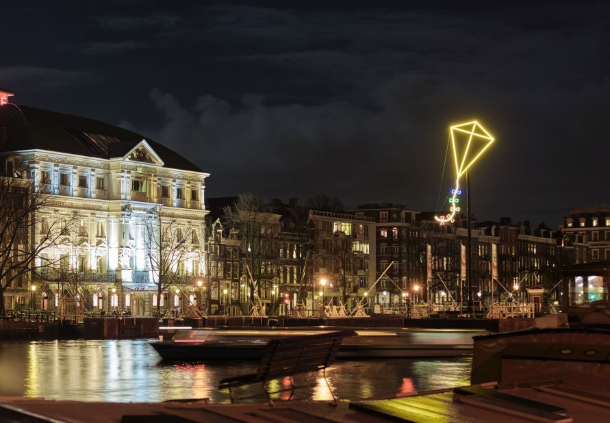 The festival features light installations that have been created in collaboration with international artists. 