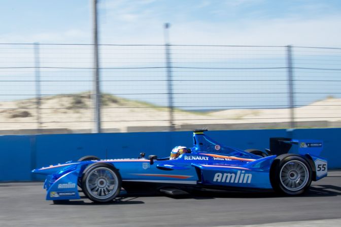 The most recent race was held in Punta del Este, Uruguay in December. The beach side setting attracted thousands of fans. Long Beach in California will also host a race this season.