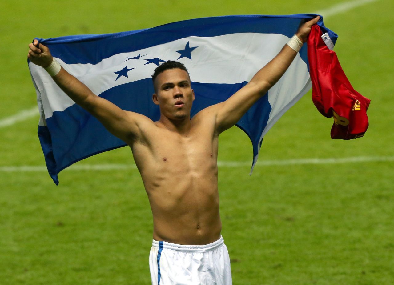 Honduras international soccer player Arnold Peralta was shot dead outside of a shopping mall Thursday while on holiday in his home country, officials said.