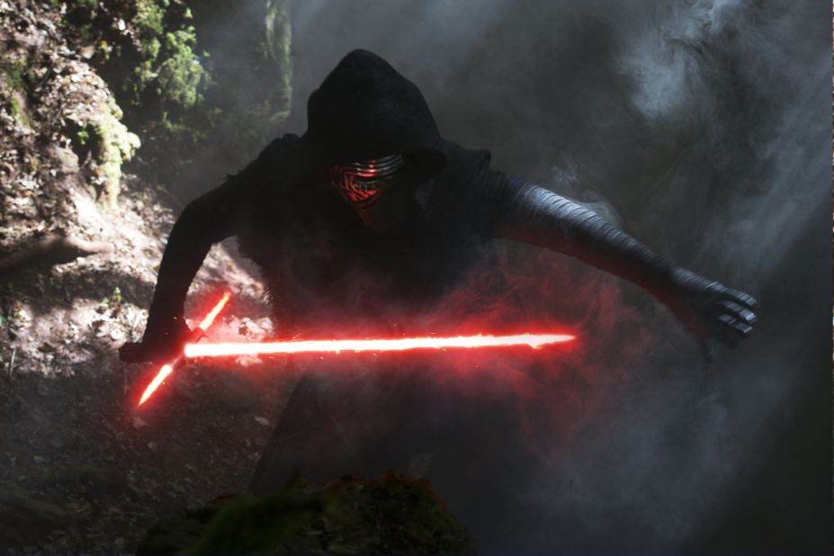 Kylo Ren's lightsaber from "The Force Awakens" is surely an unorthodox design. The smaller blades are not technically crossguards, but simply power vents.
