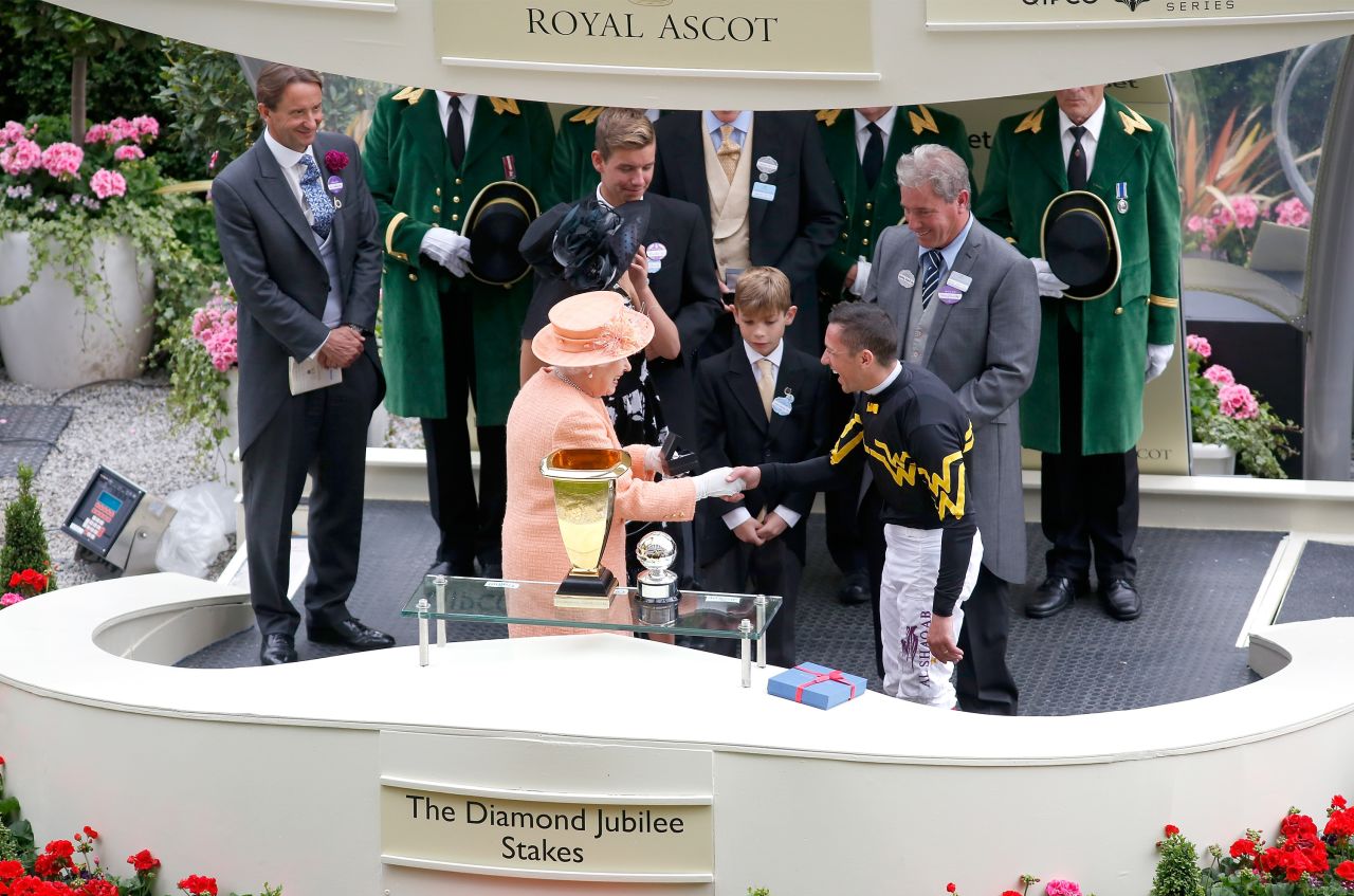 The Longines-sponsored "World's Best Jockey" is decided using the results from 100 Group 1 or Grade 1 races held all over the world. Along with his Derby and Arc triumphs, Dettori won the Diamond Jubilee Stakes at Ascot (pictured), the Eclipse Stakes run at Sandown Park and the Irish Champion Stakes at Leopardstown. 