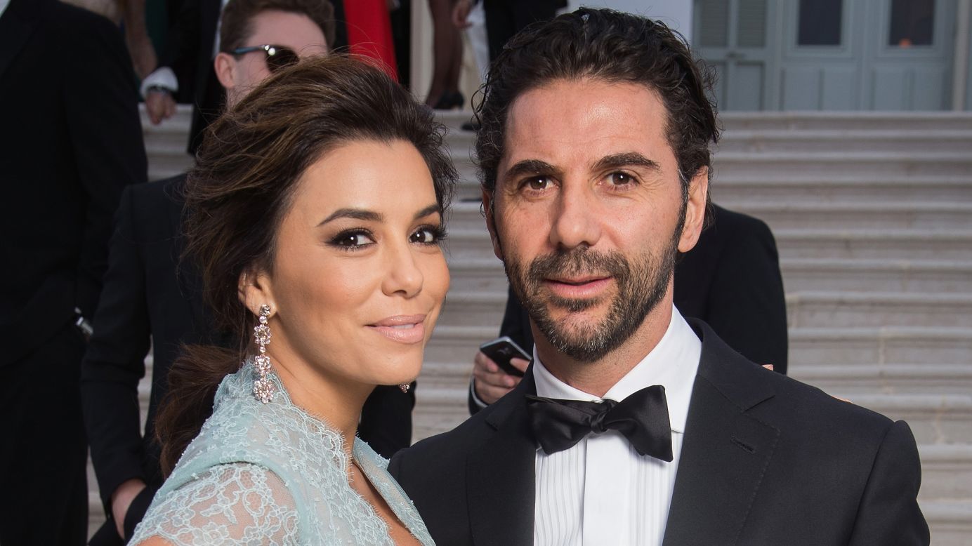 Eva Longoria announced Sunday, December 13, that she and boyfriend Jose Antonio Baston had become engaged in Dubai. The actress <a href="https://pbs.twimg.com/media/CWHeRVTWsAAVix6.jpg:large" target="_blank" target="_blank">posted a photo</a> of herself kissing Baston, the president of Televisa media company, against a desert backdrop.