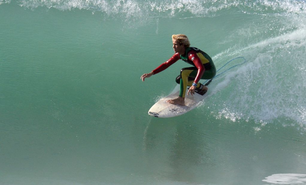 The coast offers superb surfing, which features heavily in start-up life. 