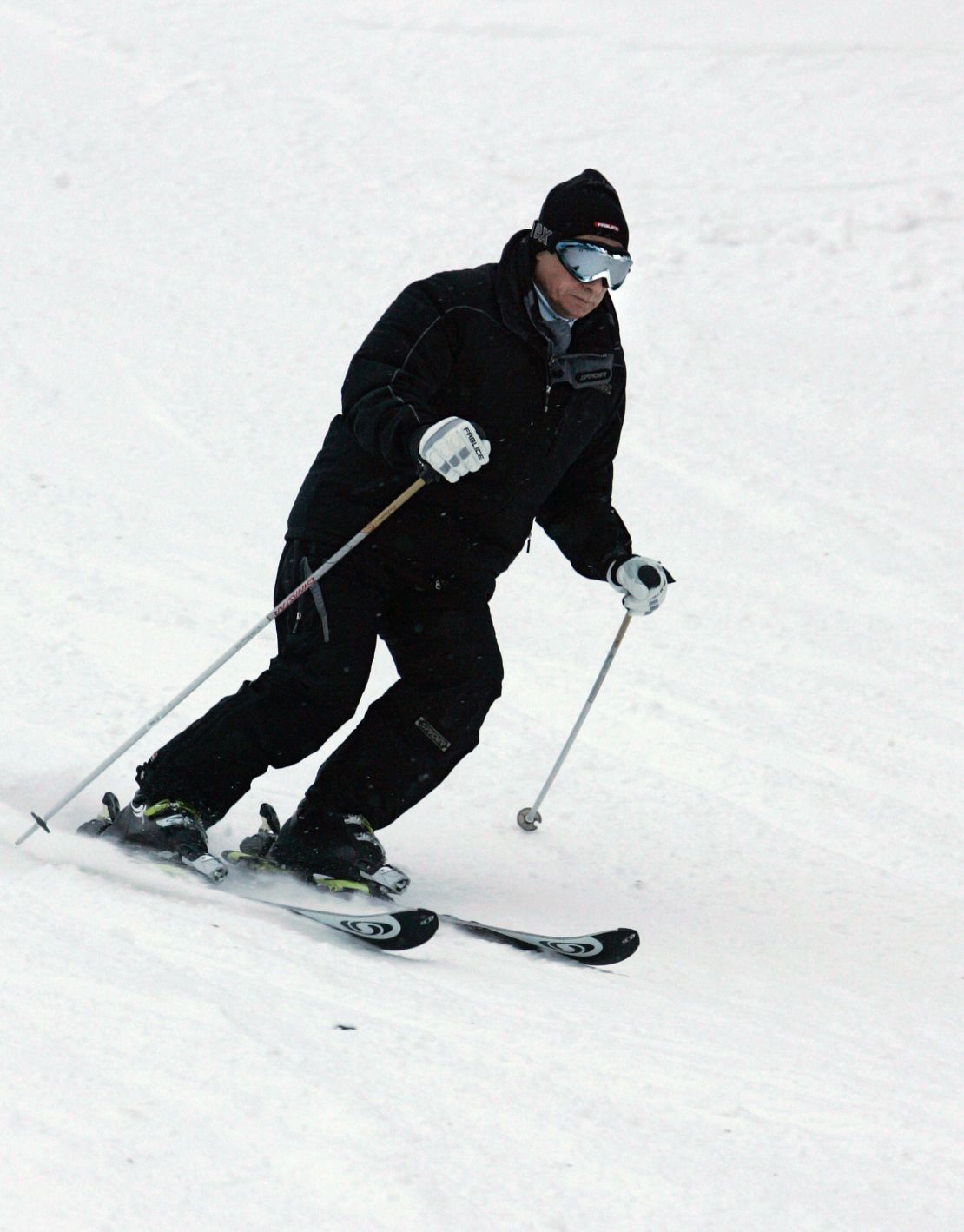 Vladimir Putin skiing