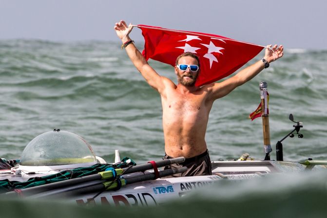 In last year's race, the winner of the solo row "Rame Guyane" was Antonio de la Rosa from Spain. De la Rosa rowed the 2,600 miles between Senegal and French Guiana in 64 days and three hours.