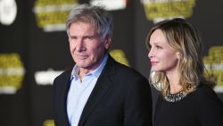 HOLLYWOOD, CA - DECEMBER 14:  Actors Harrison Ford (L) and Calista Flockhart attend the Premiere of Walt Disney Pictures and Lucasfilm's "Star Wars: The Force Awakens" on December 14, 2015 in Hollywood, California.  (Photo by Jason Merritt/Getty Images)