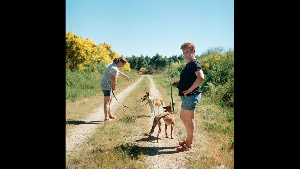 Two friends -- one Spanish and one Portuguese -- walk their dogs along the borderline of Spain and Portugal in 2014. In the villages near the border, there is a natural and daily coexistence between the Spanish and the Portuguese, according to Colectivo, a Portuguese photo collective. Its four photographers spent about a year driving through the roads and villages of the two countries' 754-mile border.
