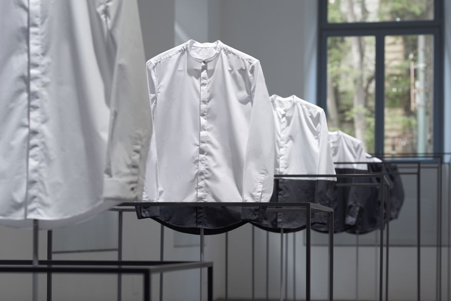 In 2014, Nendo collaborated with Scandanavian fashion label COS. 