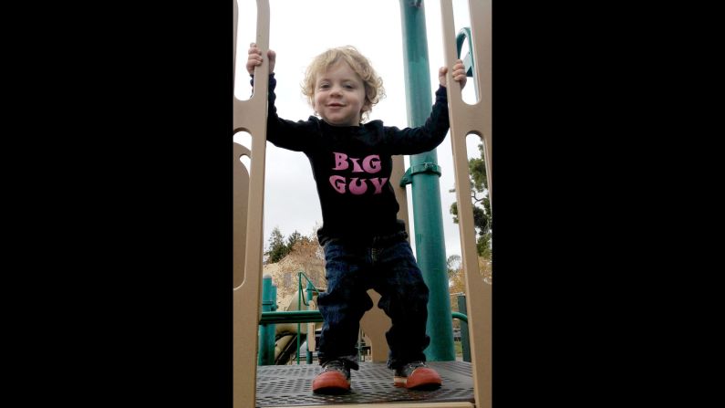 <a href="http://www.handsomeinpink.com/" target="_blank" target="_blank">Handsome in Pink</a> offers gender-neutral T-shirts for boys and girls, including this one with "Big Guy" written in pink. 
