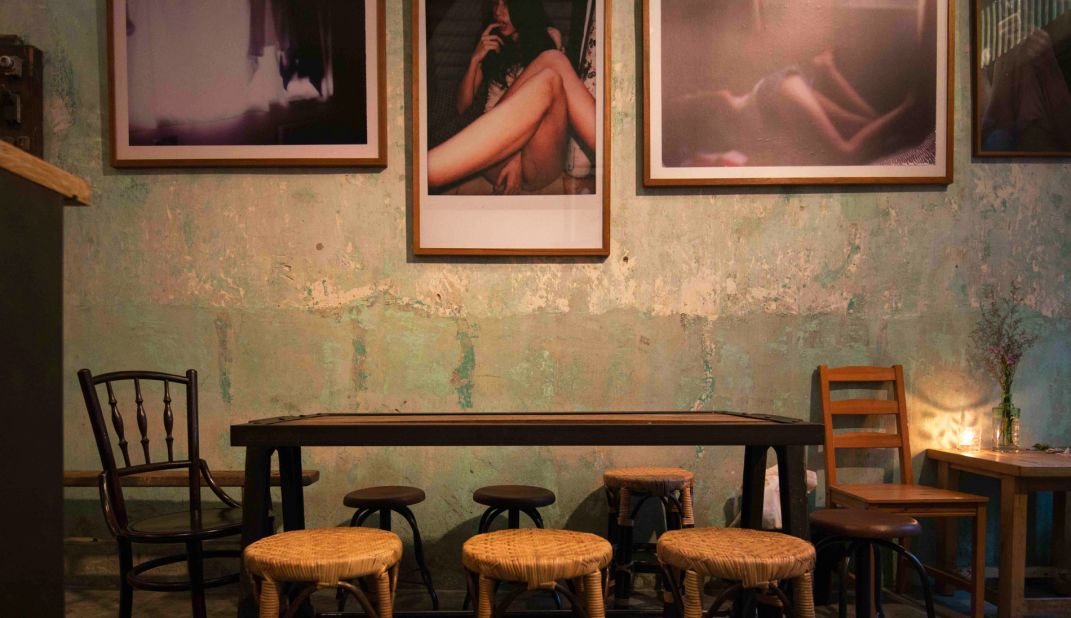 Teens of Thailand is a dedicated gin bar housed in a renovated Chinatown shophouse. 