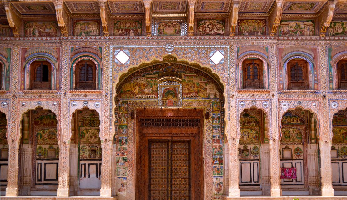 There are more than 2,000 painted havelis spread across India's Shekhawati region.