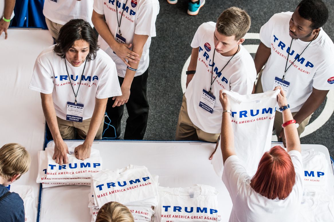 Volunteers pass out Trump T-shirts at a campaign event in Columbia, South Carolina, on September 23.
