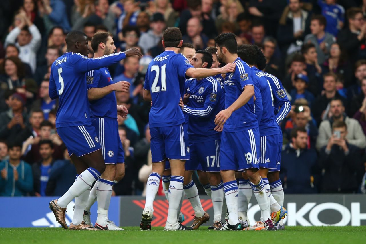 Pedro (C) of Chelsea celebrates scoring his team's second goal against Sunderland at Stamford Bridge. 