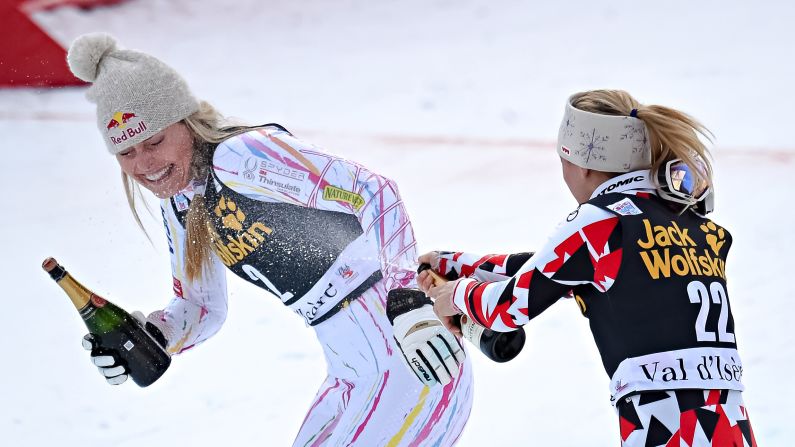 American Alpine skier Lindsey Vonn, left, took second place and Cornelia Huetter of Austria took third place during the Audi FIS Alpine Ski World Cup Women's Combined in Val d'Isere, France, on Friday, December 18.<br />