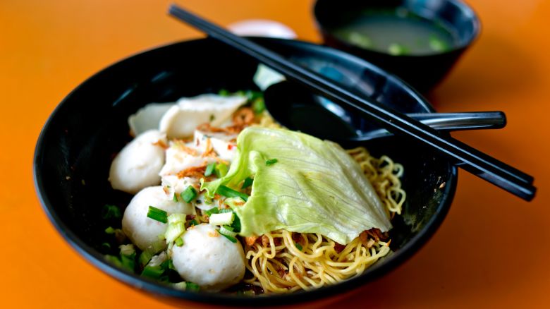 Singapore street food struggle Fishball Story Noodle
