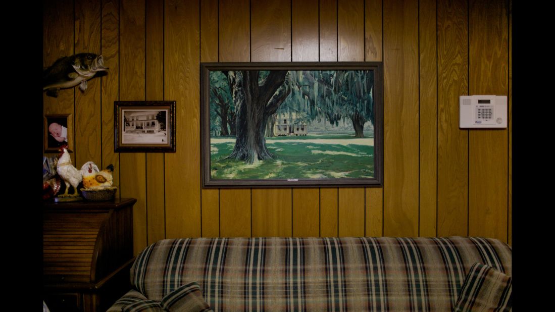 A painting of Frampton's childhood home hangs on the wall of his brother's house in Varnville.