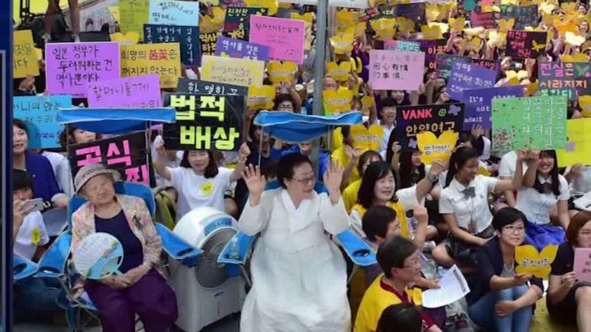 south korea japan reach deal comfort women field_00002108.jpg