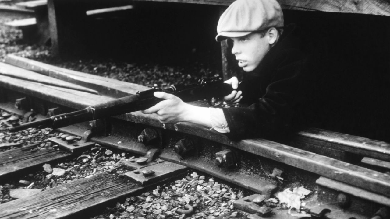 Wexler sometimes combined his progressive politics with his filmmaking. He found a kindred spirit in director John Sayles, who directed 1987's "Matewan," about a West Virginia coal miners' strike. Will Oldham was among the stars.