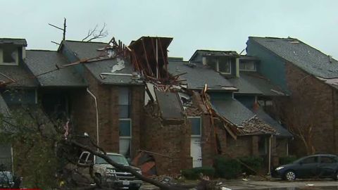weather flooding Garland Texas Tornado dnt Machado ac_00005112.jpg