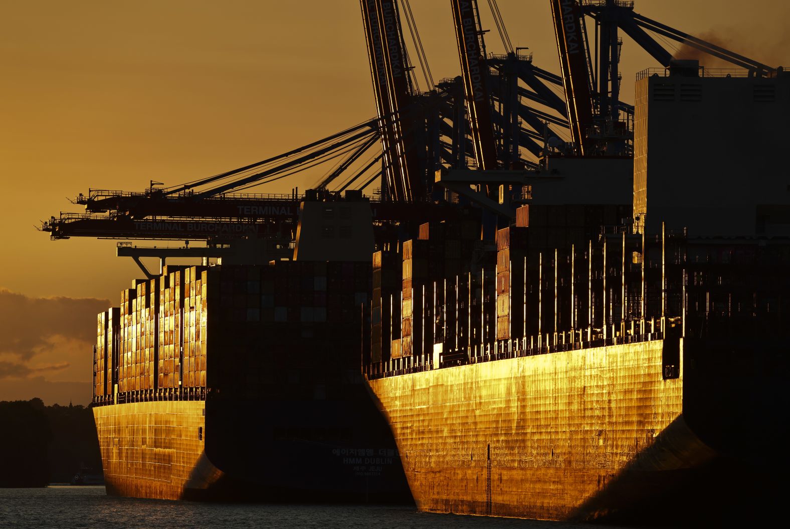 Shipping containers are seen at the port of Hamburg, Germany, on Monday, July 28. US President Donald Trump announced Sunday that the United States and the European Union reached a framework for a <a href="index.php?page=&url=https%3A%2F%2Fwww.cnn.com%2F2025%2F07%2F27%2Fbusiness%2Ftrump-us-eu-trade-deal">trade deal</a>, ending a monthslong saga with America’s largest trading partner. Trump announced a 15% levy on most imports from the EU, including automobiles, pharmaceuticals and semiconductors.