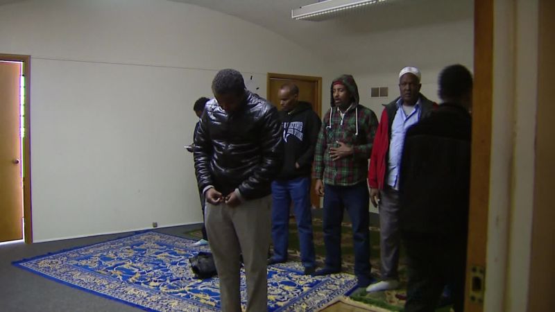 150 Muslims Fired Over Absences Due To Prayer Dispute Cnn 2041