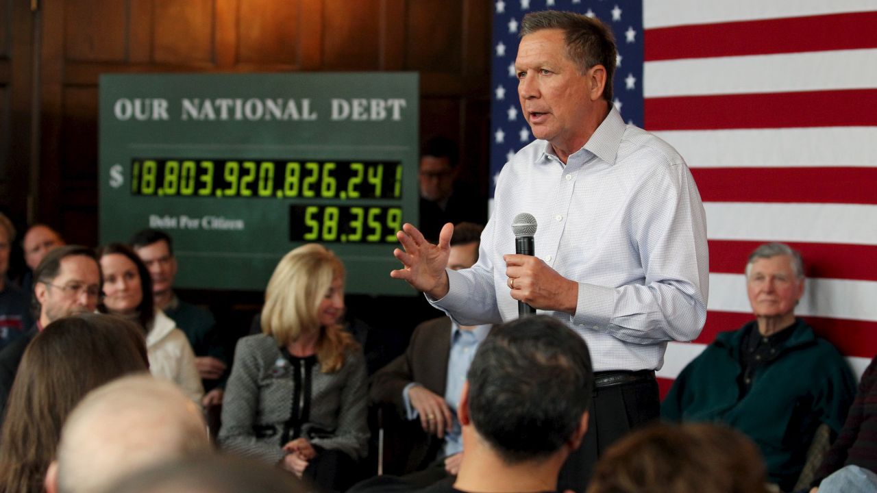 Ohio Gov. John Kasich, a Republican presidential candidate, participates in a town-hall meeting in Nashua, New Hampshire, on Tuesday, December 29.
