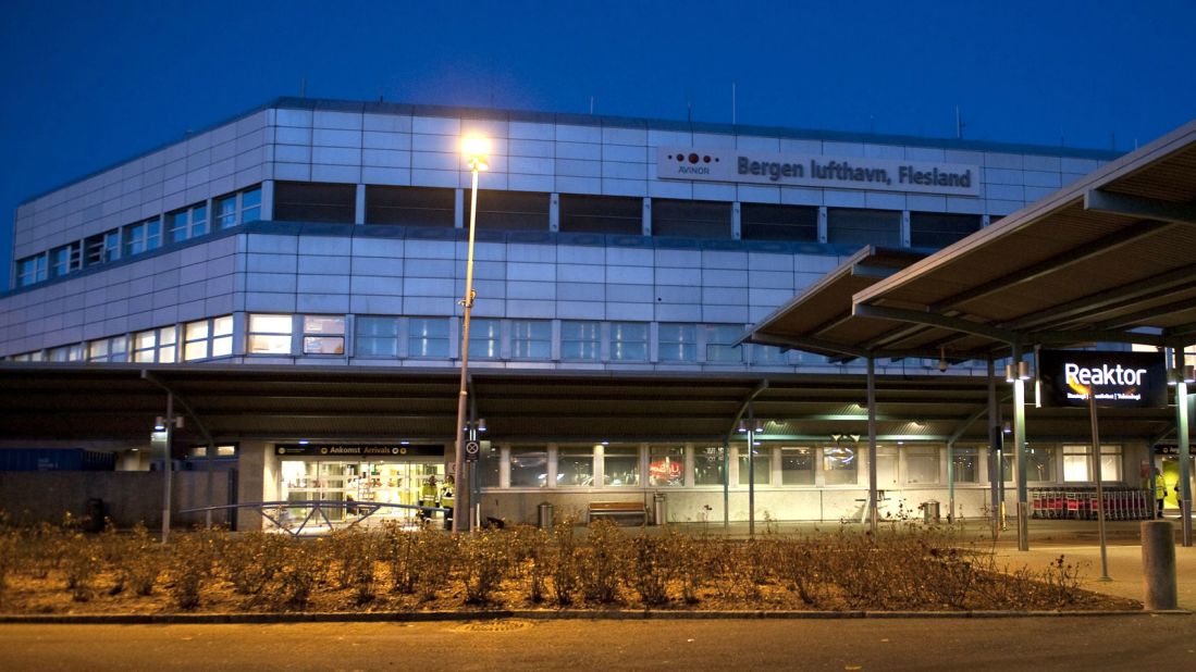 The second Norwegian destination to make the small-airport list, Bergen's 90.91% of on-time flights earns in fifth place. 