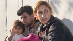 refugees yazidi father jsten orig_00012121.jpg