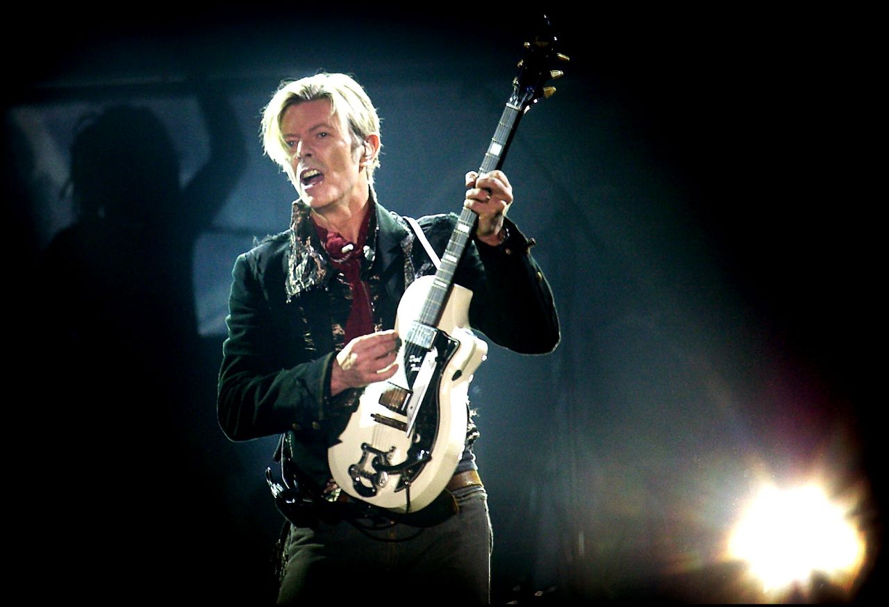Bowie performs in Copenhagen in 2003.