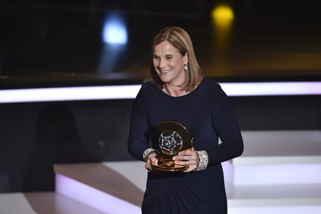 Ellis was named the 2015 FIFA World Coach of the Year.
