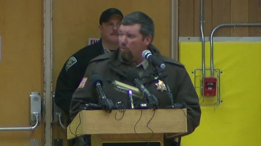 oregon Harney County community meeting standoff presser sot_00004516.jpg