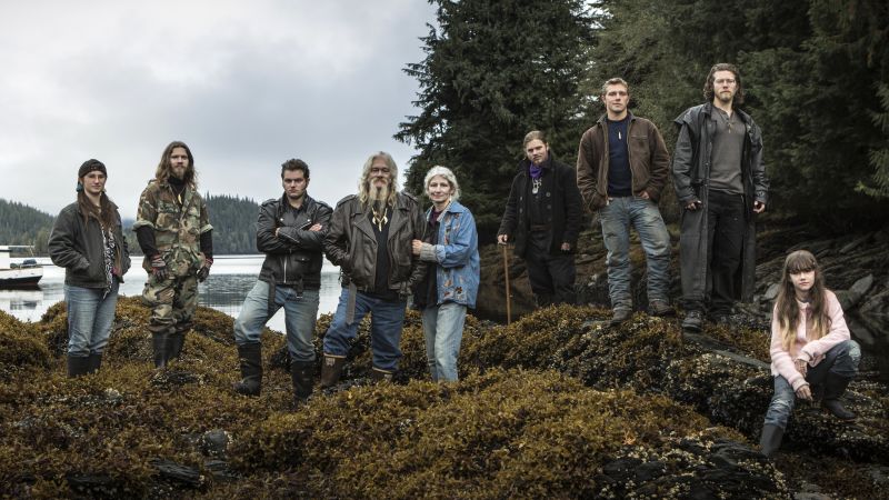 Alaskan Bush People' stars plead guilty in fraud case | CNN