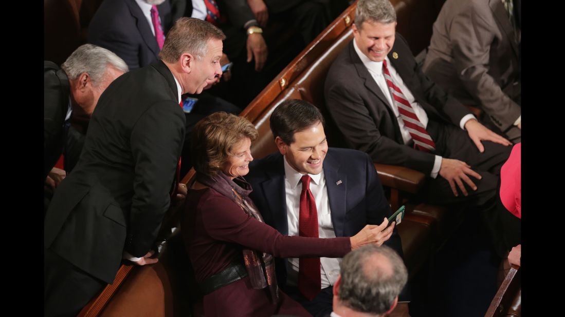 Rubio takes a selfie with Sen. Lisa Murkowski before the State of the Union.