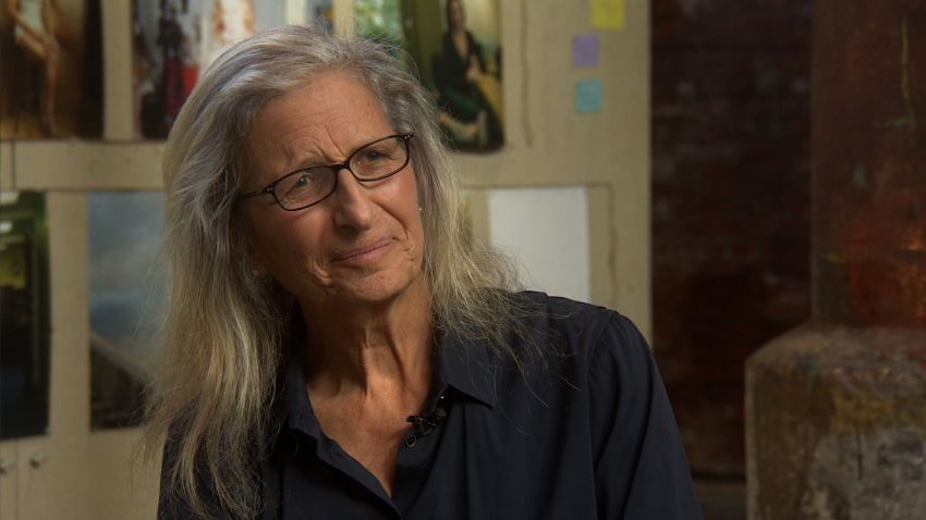 Christiane Amanpour intvs the photographer Annie Leibovitz