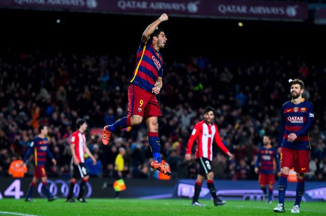 Luis Suarez rounded off the 6-0 rout of Athletic Bilbao with his hat-trick for Barcelona in the Nou Camp. 