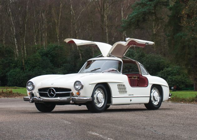 After it was unveiled at the 1954 New York Motor Show, buyers of the Gullwing included Pablo Picasso, the Shah of Iran and Clark Gable. Estimated auction sale price: $1.1 - $1.6 million (€1 - €1.4 million).