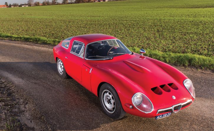 A landmark Alfa Romeo model with drop-dead Zagato coachwork, this car once raced in the Nürburgring 1,000 KM. Estimated auction sale price: $1 - $1.3 million (€950,000 - €1.2 million). 