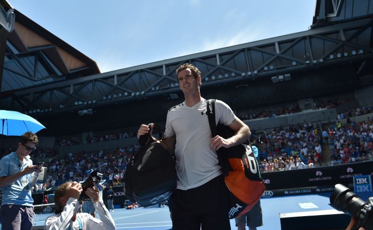 Second seed Andy Murray made light work of his first-round tie against Germany's Alexander Zverev, securing a 6-1 6-2 6-3 win.