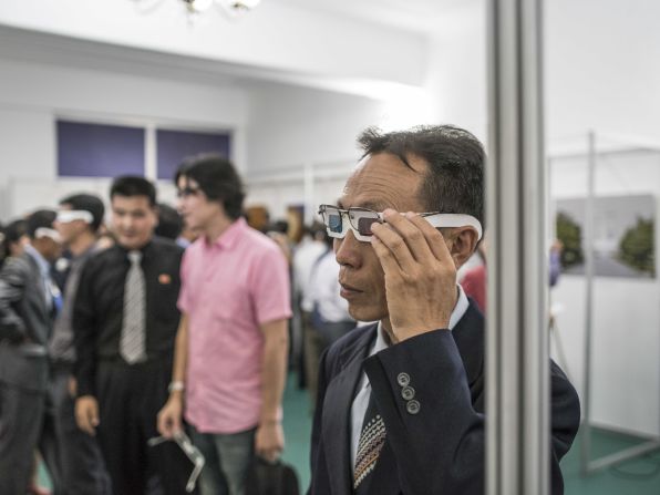 3DPRK is a collaborative 3D photography and documentary film project between photographer Matja? Tan?i? and Beijing-based Koryo Studio, which specializes in North Korean art. Visitors to the exhibition in Pyongyang, were given 3D glasses to view the works.