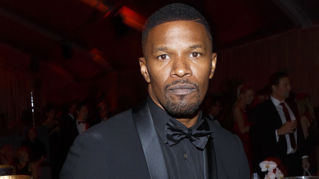 After his truck rolled over and caught fire, driver Brett Kyle can thank actor Jamie Foxx and another good Samaritan for pulling him from danger on the evening of January 18, 2016. 