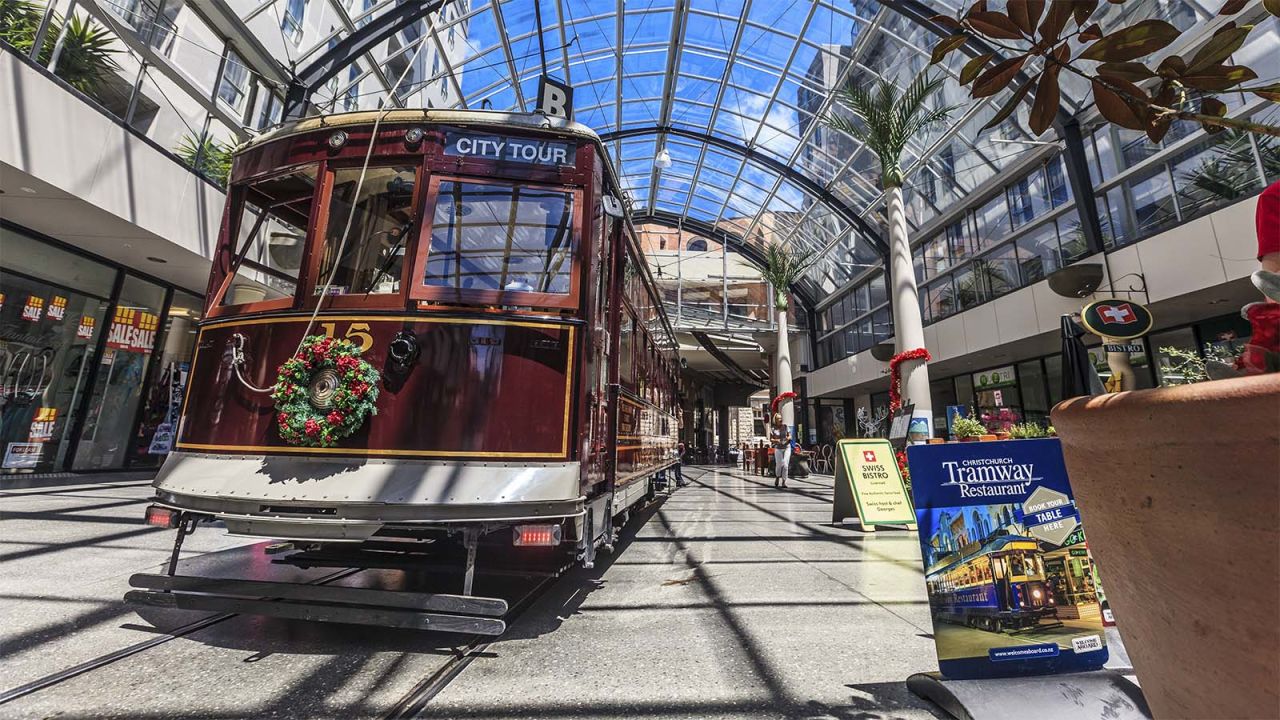 On the restored Christchurch Tram, a daily ticket allows you to hop on and off the tram as much as you like. For an evening meal that moves throughout the city the Tramway Restaurant that departs Cathedral Junction at 7 p.m. each day.