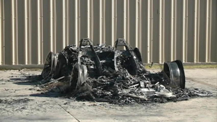 Contractor car fire confederate pkg_00001230.jpg