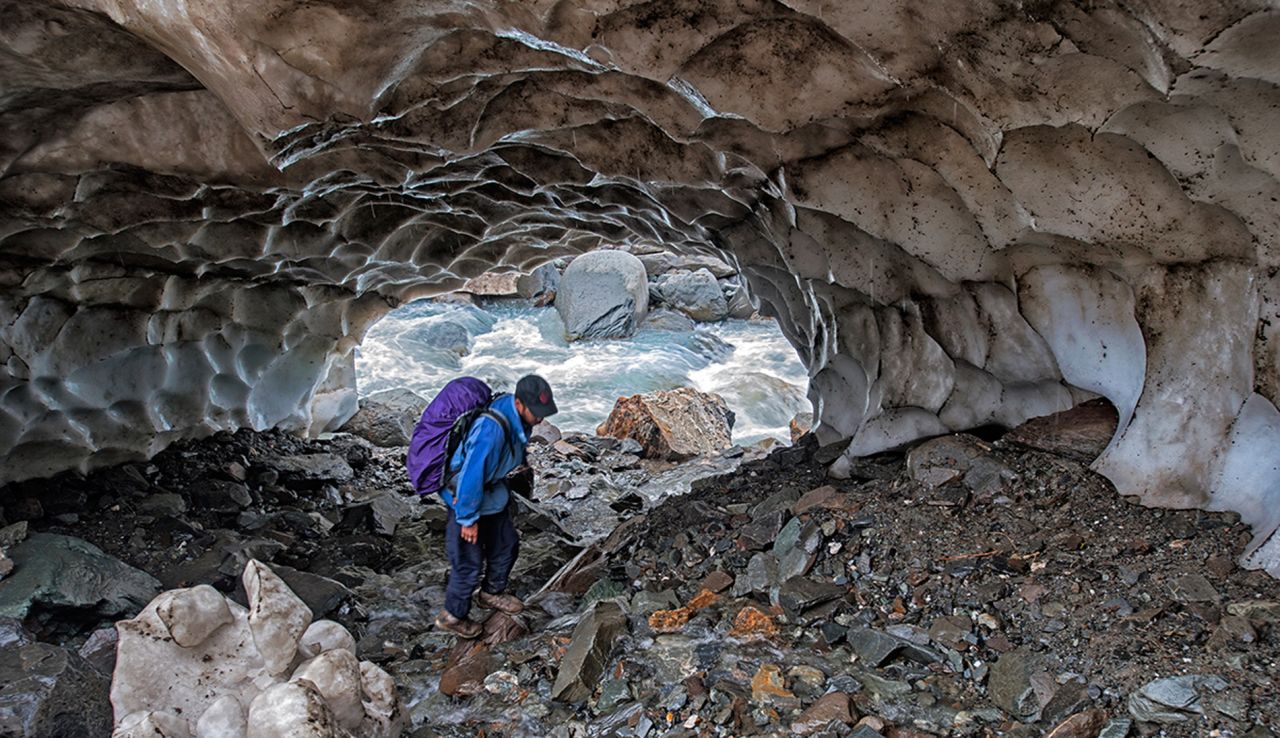 The route over Thamsar Pass on to Dharamshala is through a glacial cave. 
