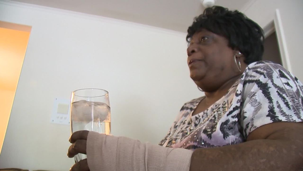 flint water seniors dnt_00012304.jpg