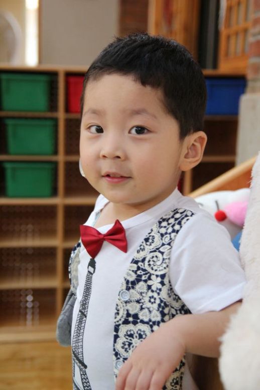 Born in 2011, Yuan Kai has been cared by Children's Hope since May, 2015. He is deaf and mute. His carers say he's "very handsome but a little bit naughty." Yuan Kai is currently registered at a local kindergarten.